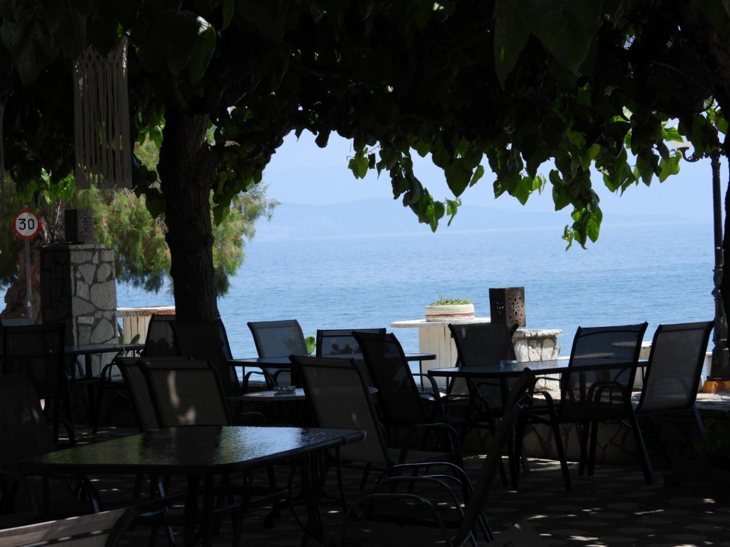 Panorama Hotel - Restaurant Diakopto Exterior foto